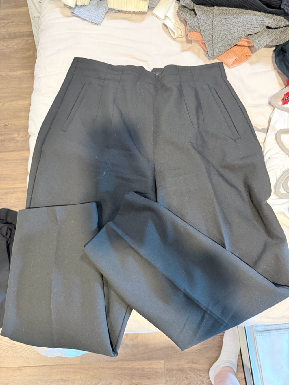 Zara Black Tailored Trousers with Front Pleats